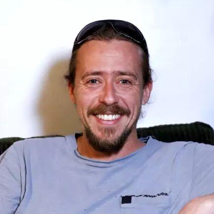 Photo de Mathieu Tirard - Informaticien, co-gérant d’entreprise (TPE)